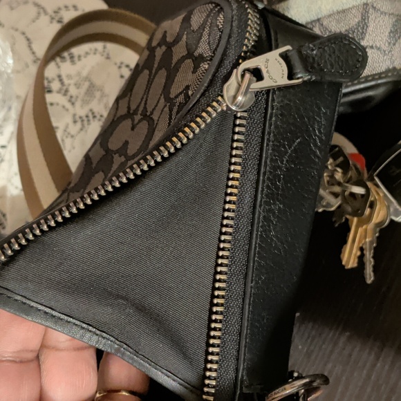 Coach Stanton C8237 Bag - Picture 13 of 16